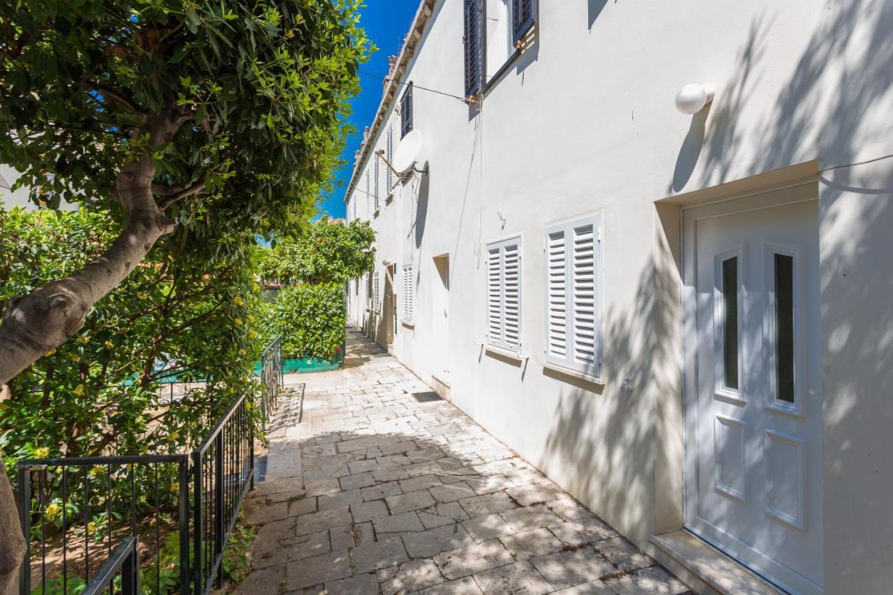 Apartma Sunny Mara *